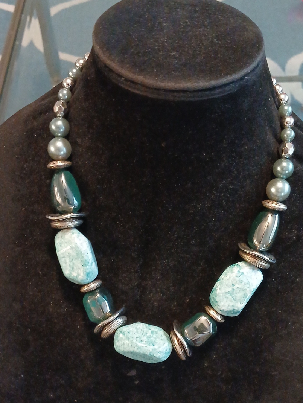 Green Beaded Statement Necklace - Elegant Women’s Jewelry